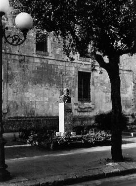 Stele di Sigismondo Castromediano