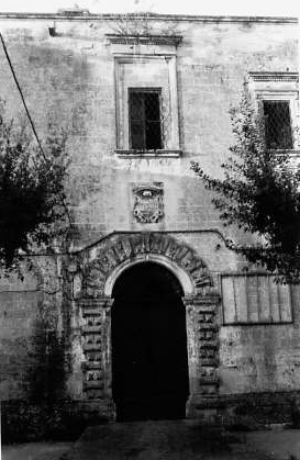 l'ex Convento, portale d'ingresso